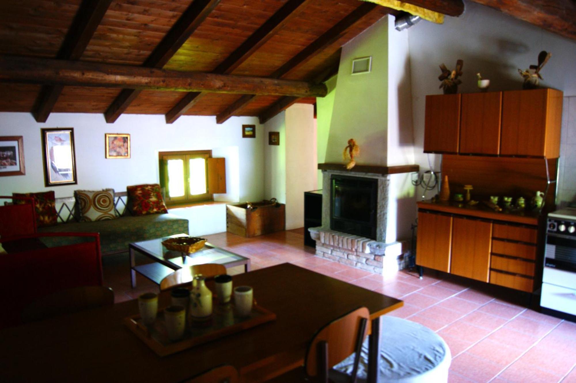 Dulcius Ex Asperis Bed & Breakfast Ponte Nizza Exteriör bild